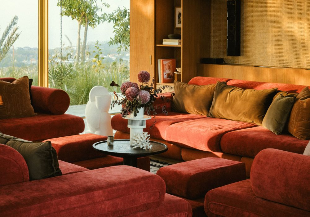 Detail-and-Interior_by_Alexis-Dornier